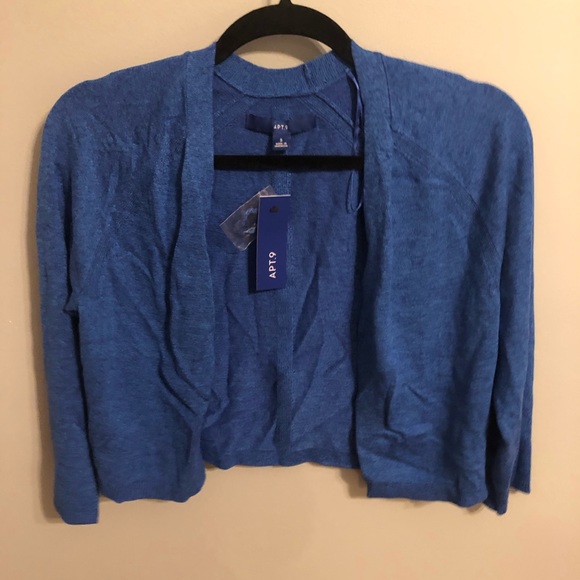 Blow blouse with gold buttons - Picture 5 of 5